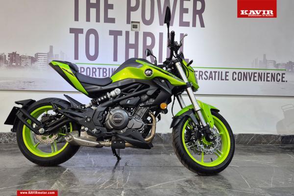 کیوجی SRK 249 را بشناسید؛ مشخصات موتورسیکلت دو سیلندر تازه با طراحی متفاوت